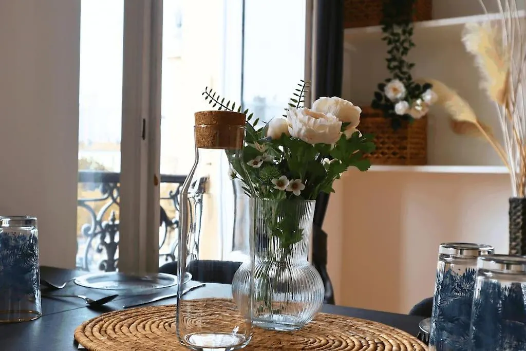 Grand T2 Elegant A Nation, Paris Apartamento França