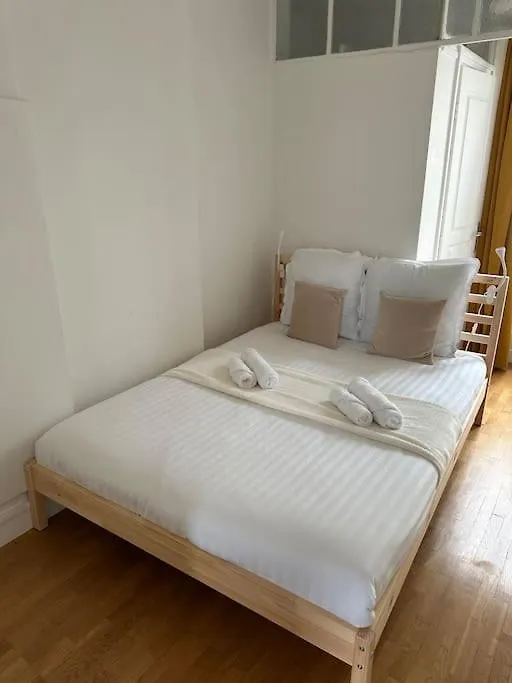 Grand T2 Elegant A Nation, Paris Apartment 0*,