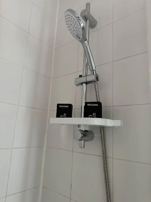 Grand T2 Elegant A Nation, Paris Apartment 0*,  France